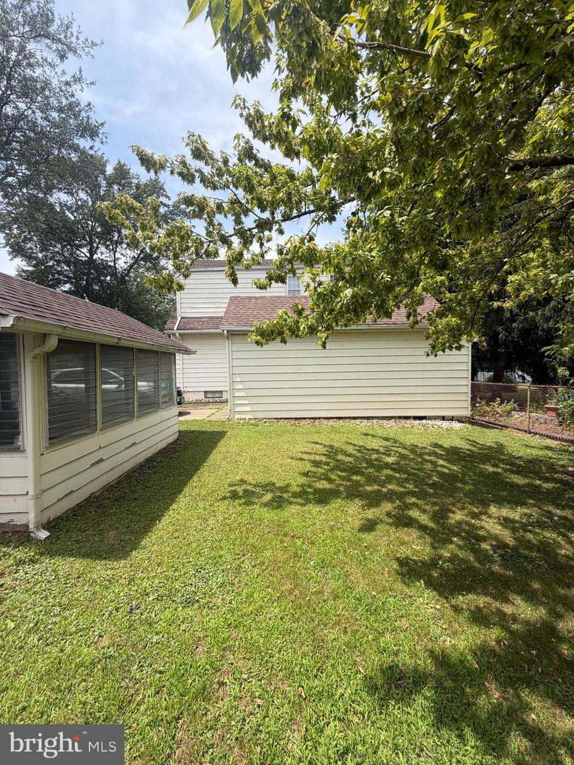 3102 Nottingham Way Property Photo 6