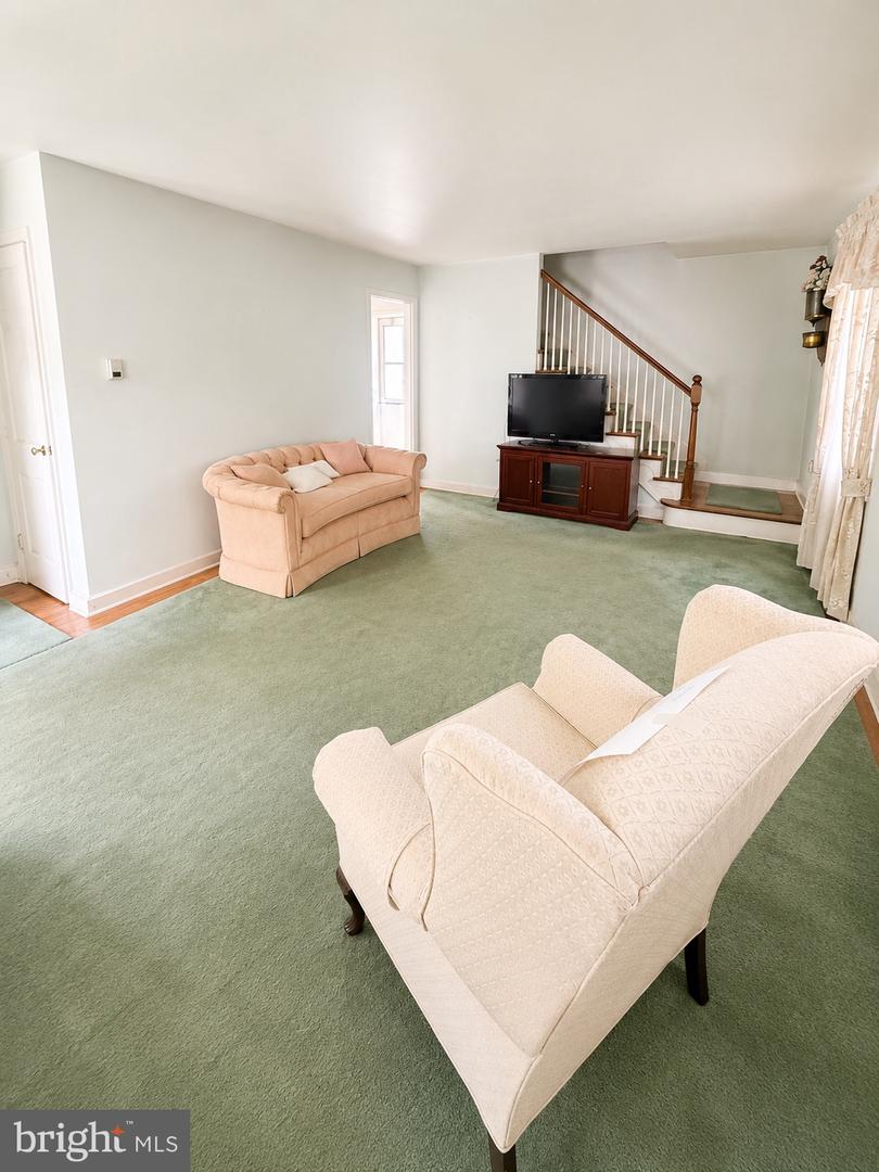 3102 Nottingham Way Property Photo 15