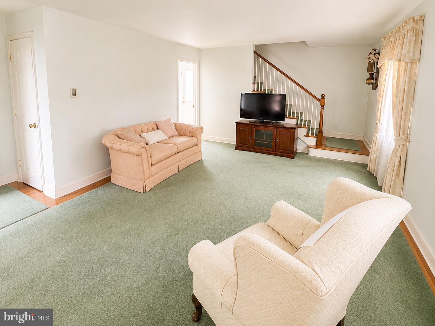 3102 Nottingham Way Property Photo 16