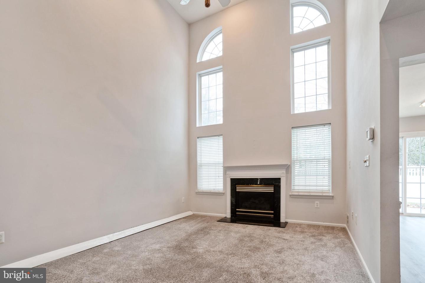 210 Kentshire Ct Property Photo 6