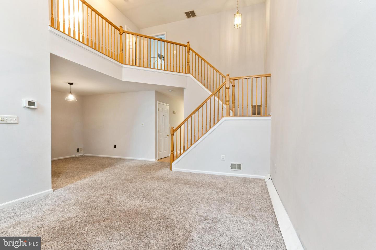 210 Kentshire Ct Property Photo 8