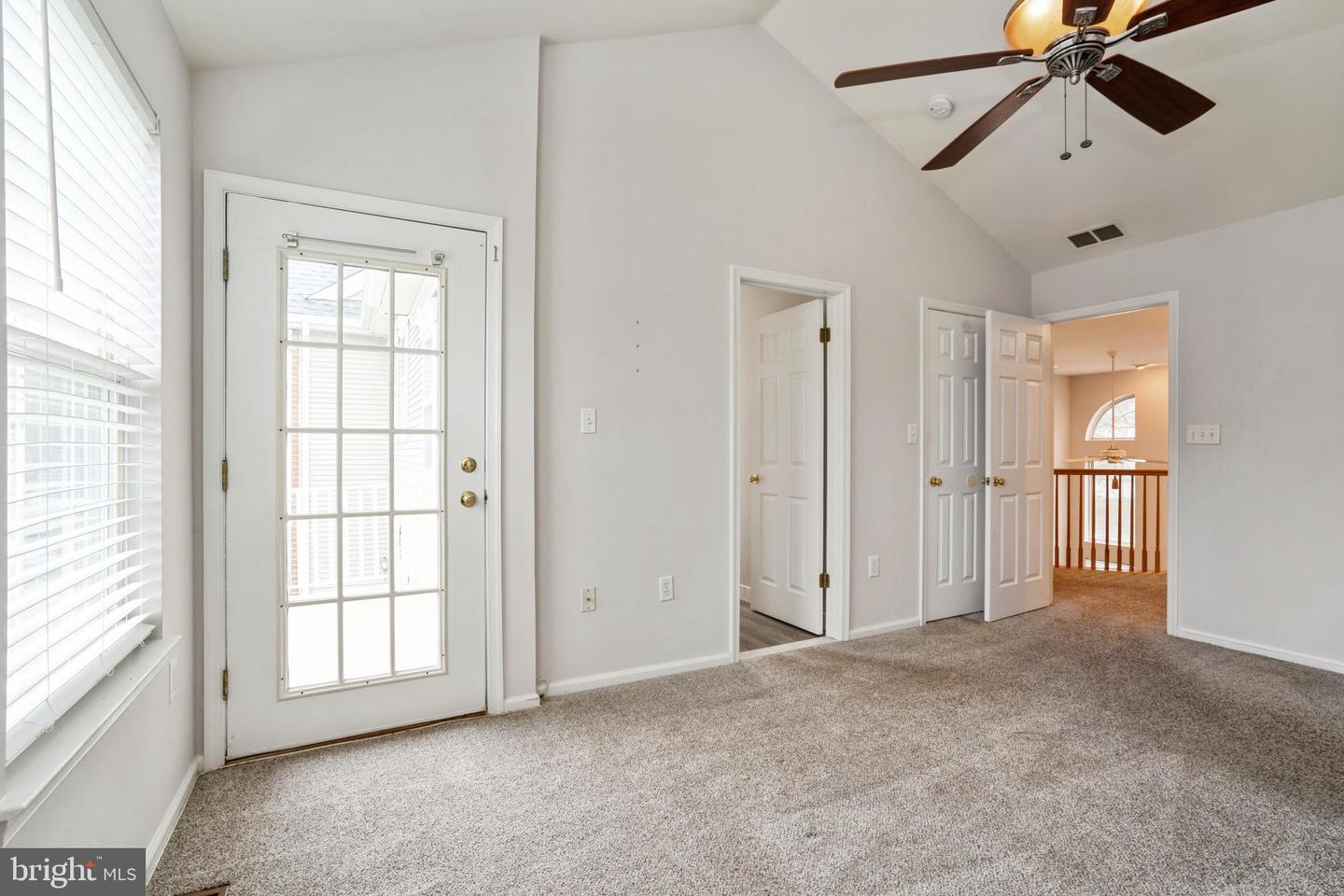 210 Kentshire Ct Property Photo 17