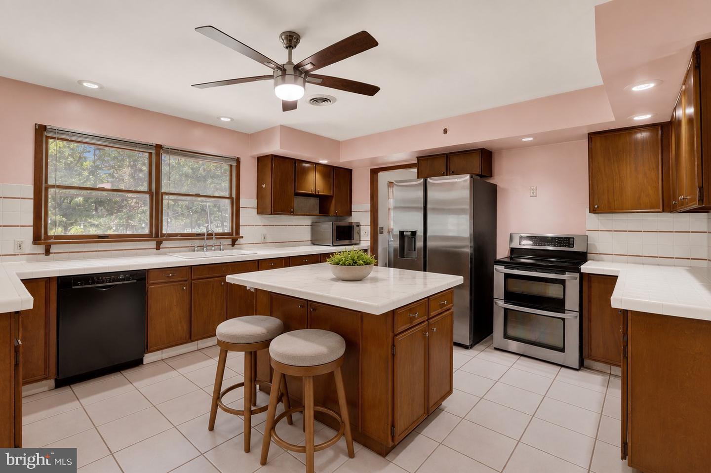 3 Woodcliffe Dr Property Photo 15