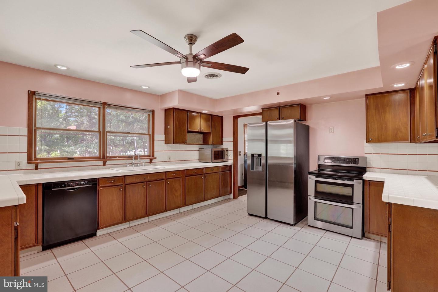 3 Woodcliffe Dr Property Photo 16