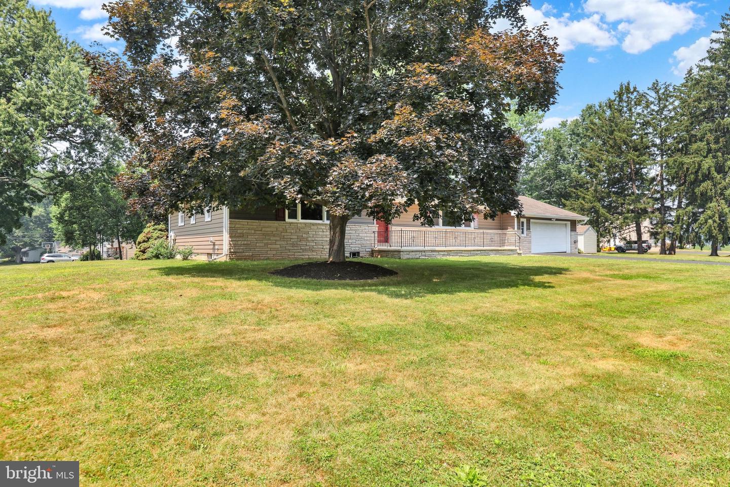 3 Woodcliffe Dr Property Photo 52