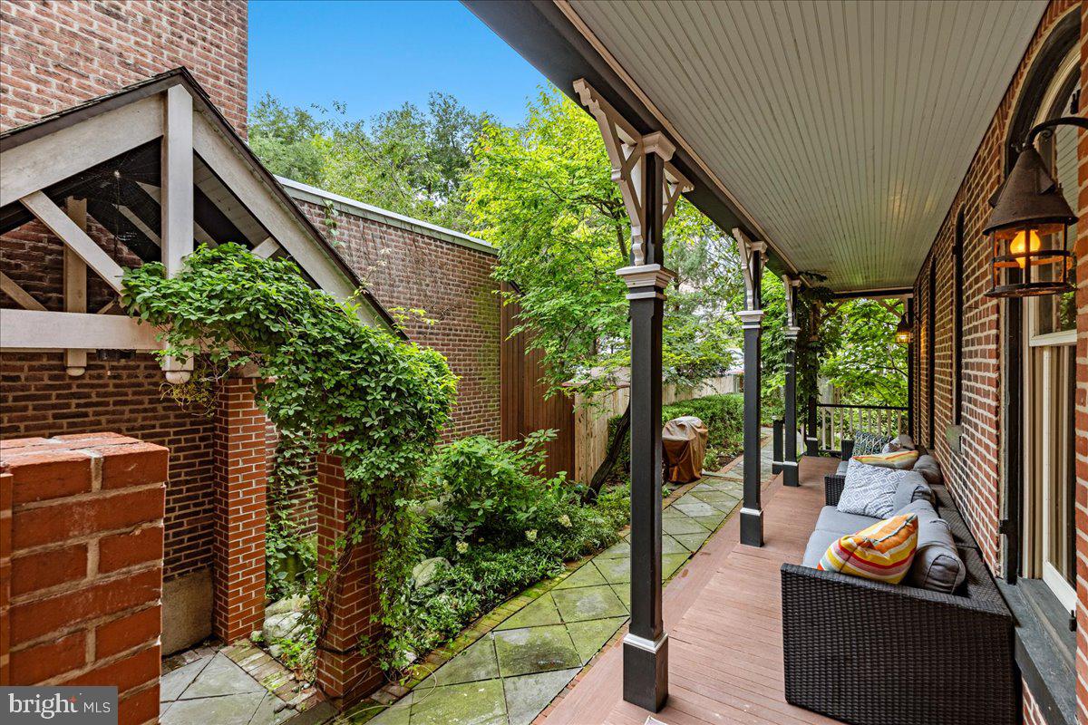 113 Jackson St Property Photo 33