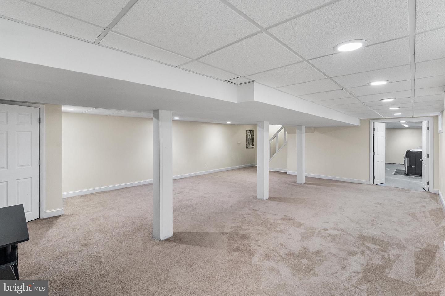 7 Oaken Ln Property Photo 25
