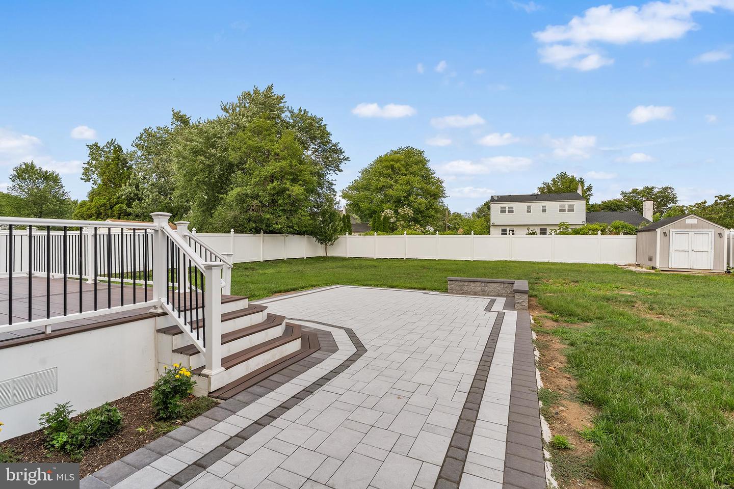 7 Oaken Ln Property Photo 28