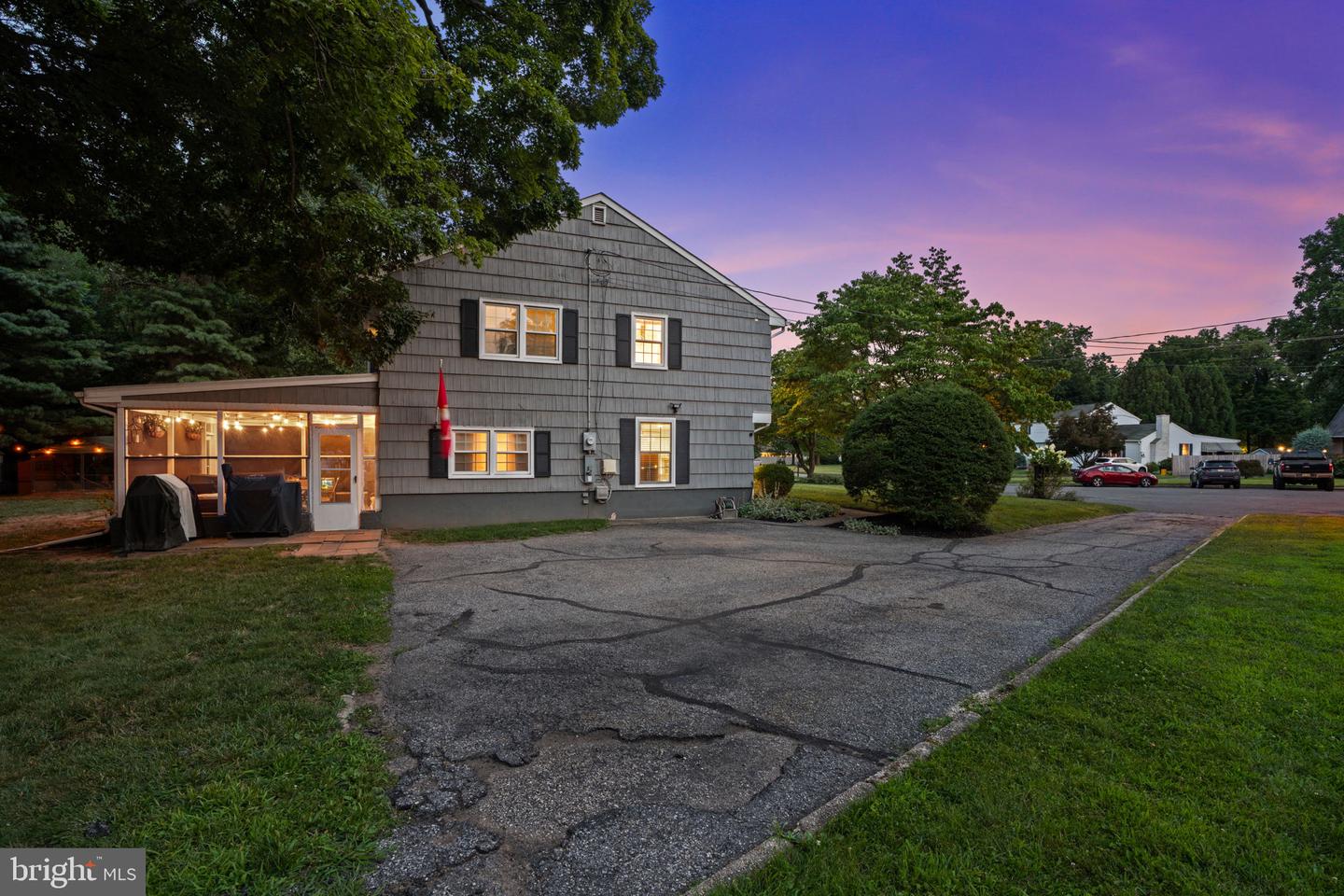 10 Boxwood Ct Property Photo 36