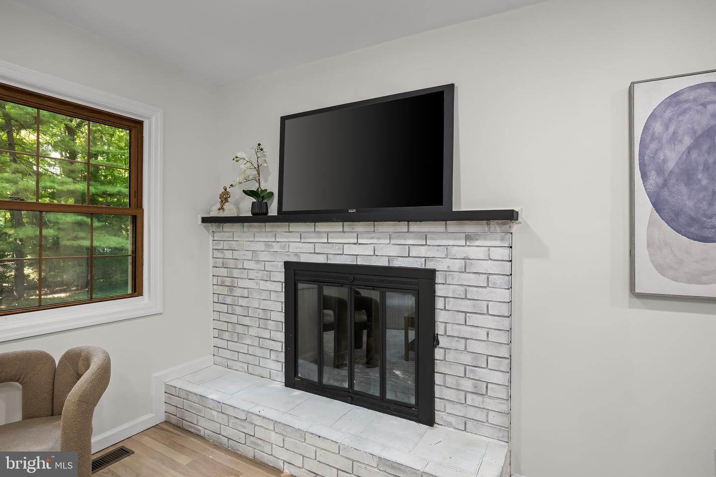 9 Pin Oak Property Photo 12