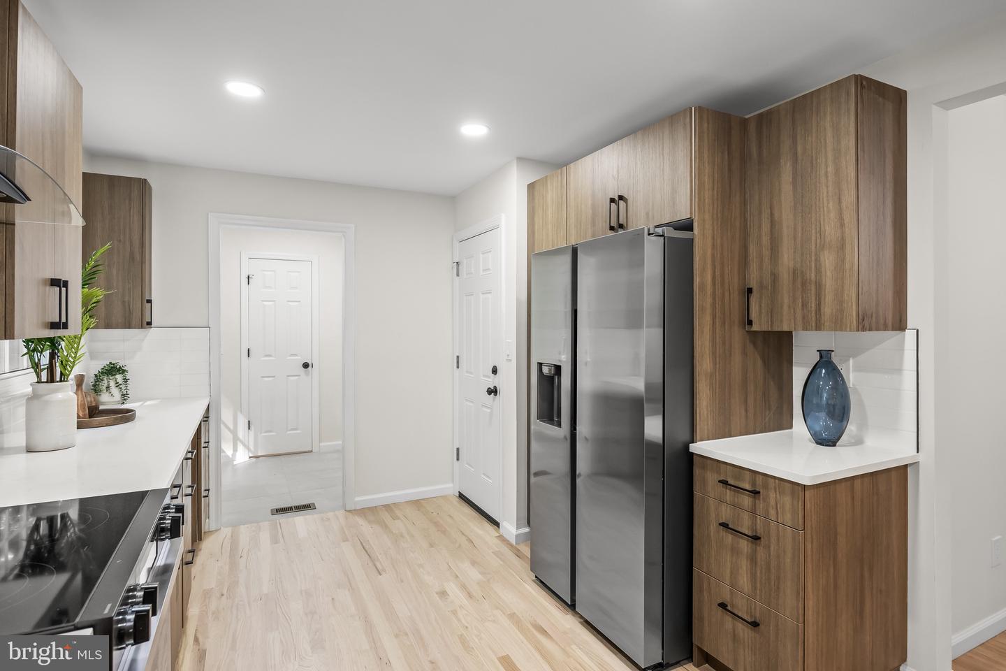 9 Pin Oak Property Photo 17