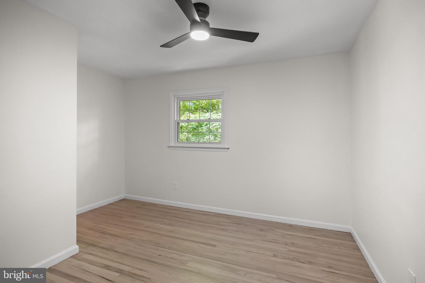 9 Pin Oak Property Photo 28