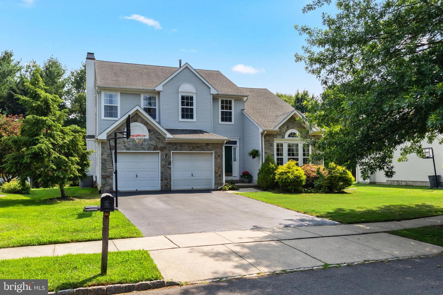 17 MARJORIE WAY