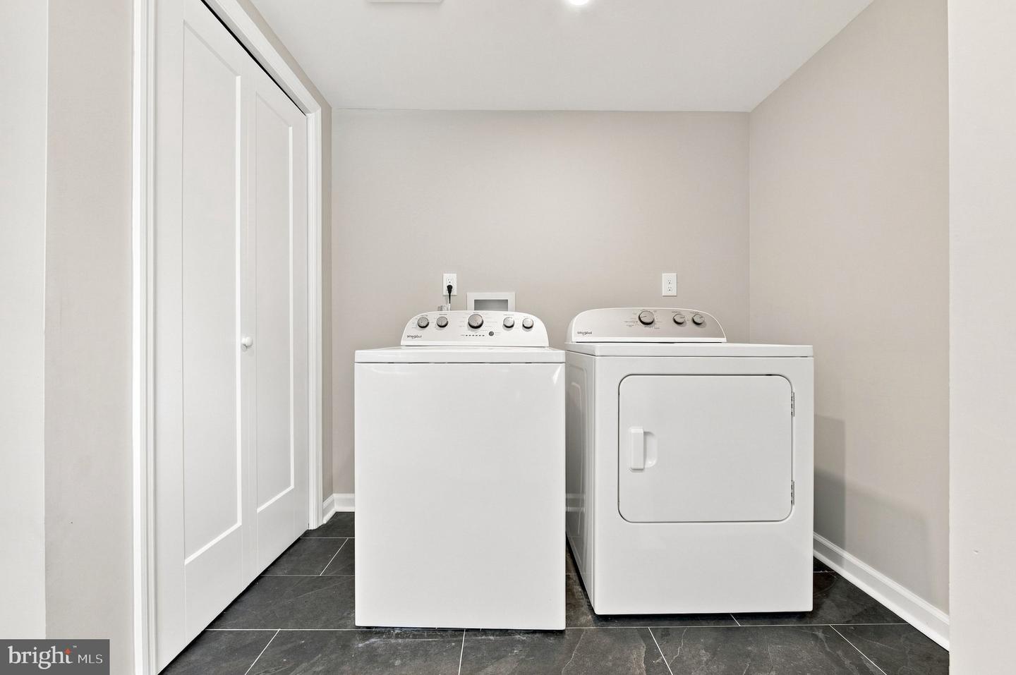 107 Broad Ave Property Photo 17