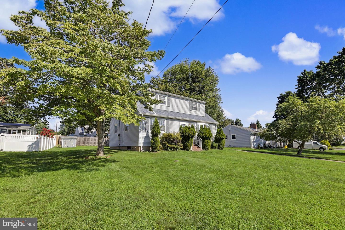 16 Running Brook Rd Property Photo 4