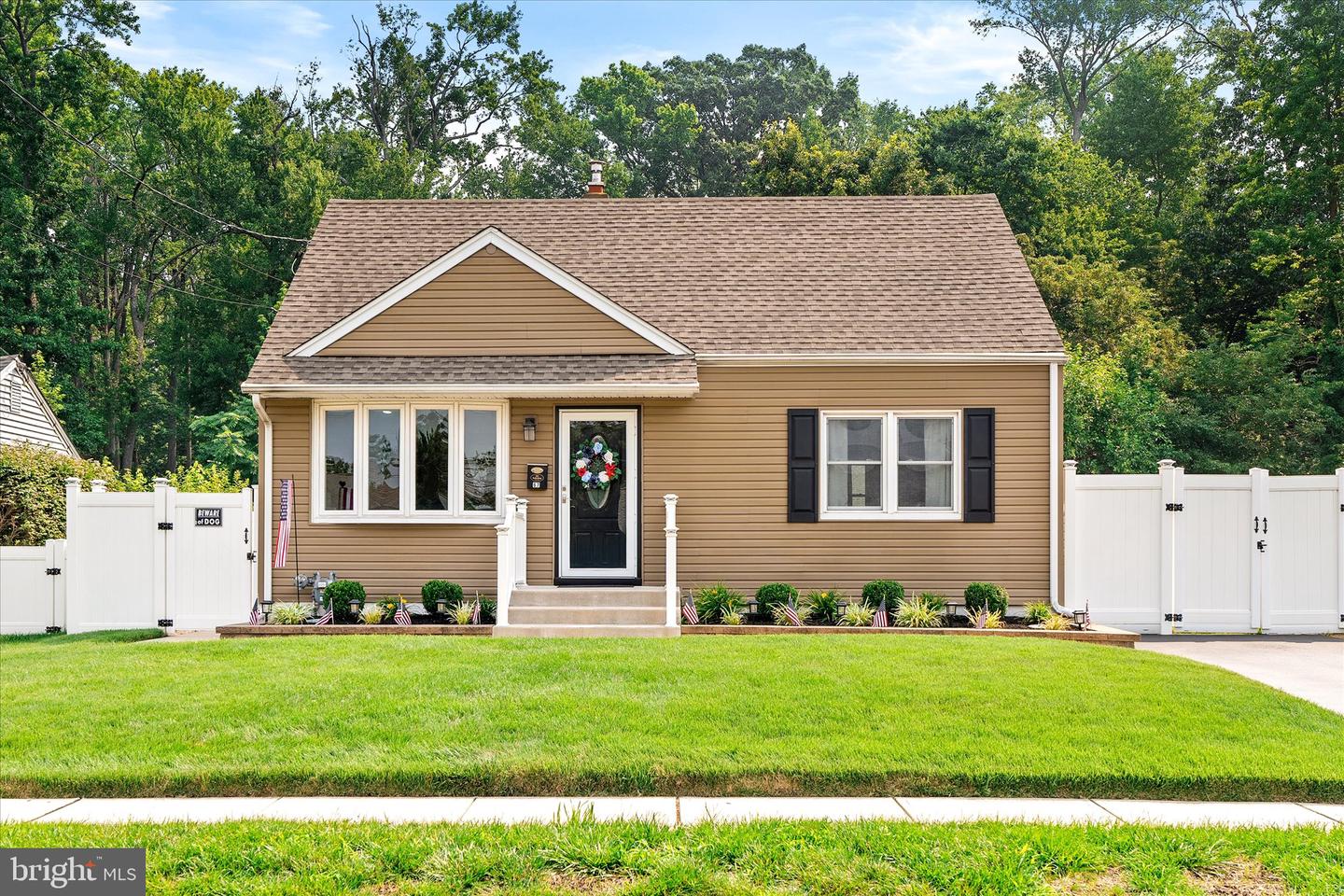 67 Wickom Ave Property Photo 1