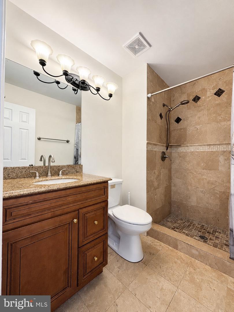 11 Wosniak Ct Property Photo 13