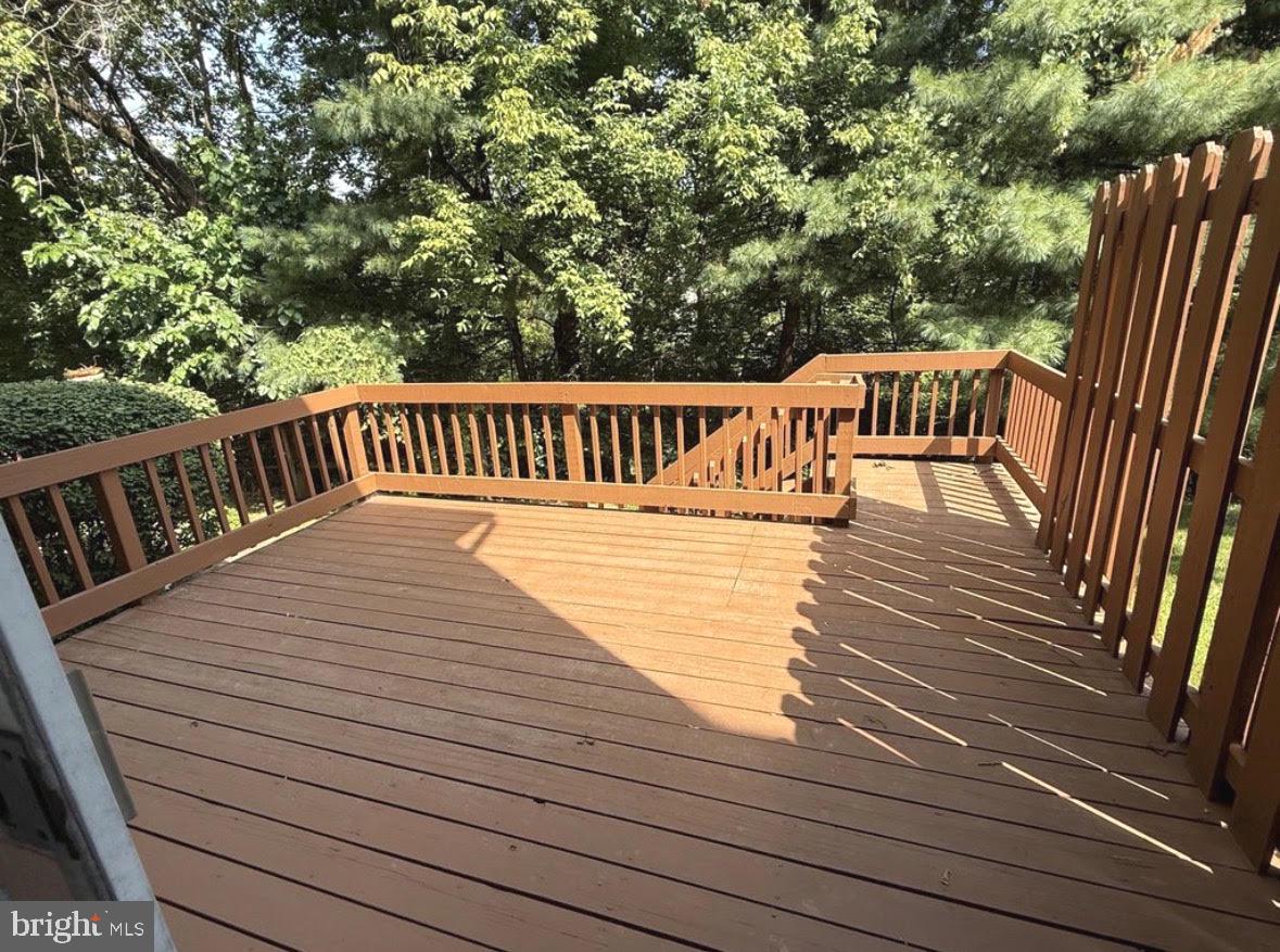 5 Hanover Ct Property Photo 12