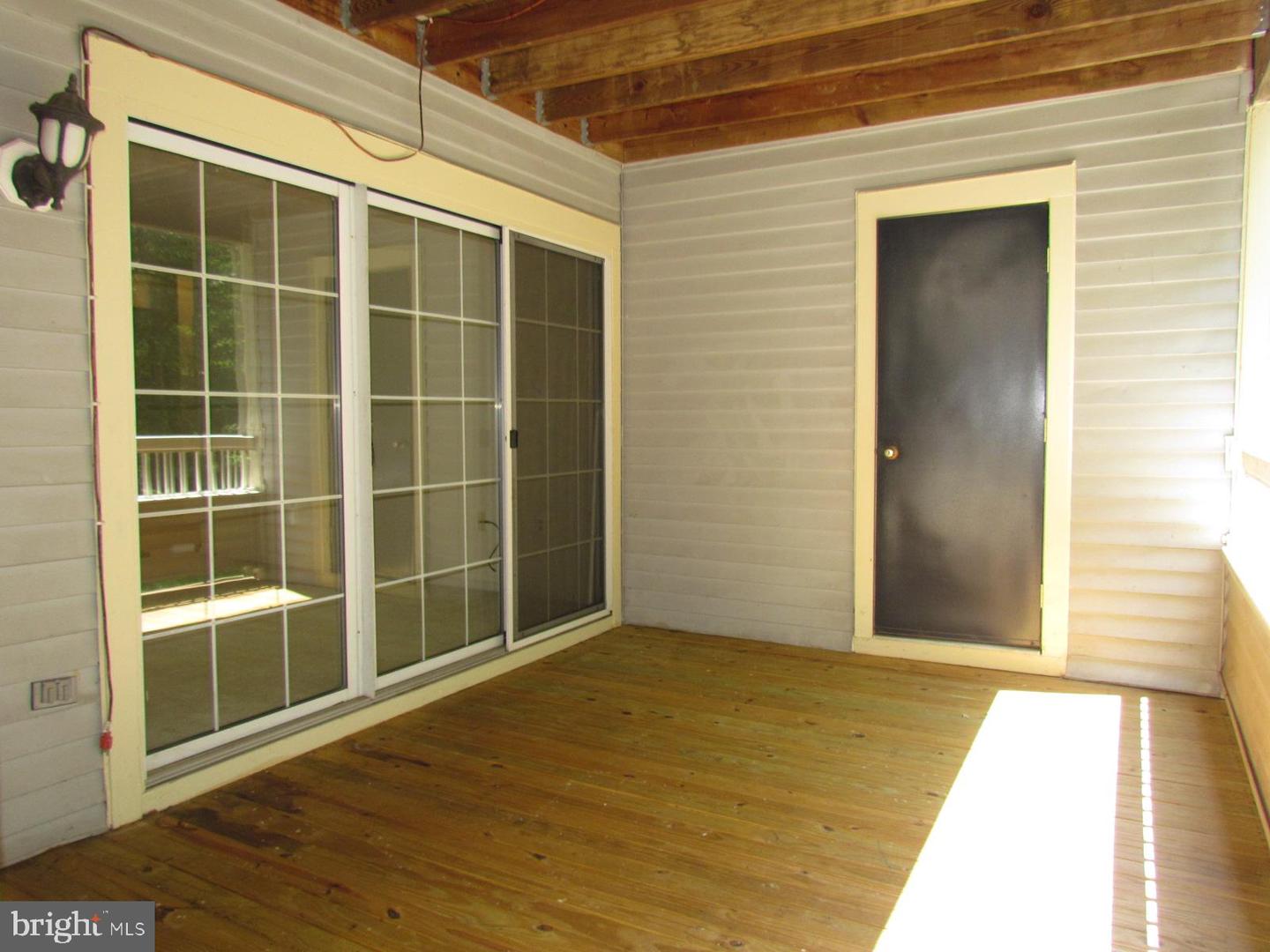 110 Biscayne Ct #7 Property Photo 16