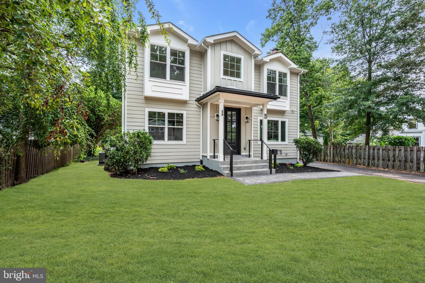 15 Hillside Rd Property Photo 1