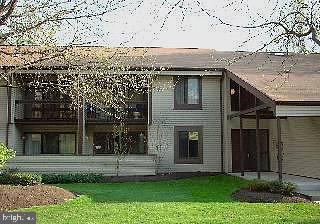 11 Twin Rivers Dr #m Property Photo 2