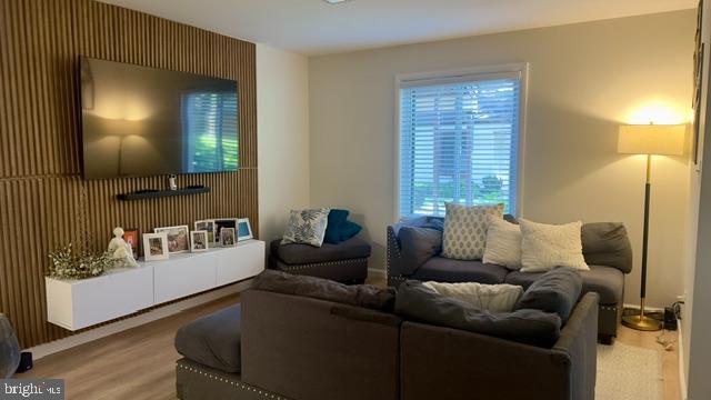 11 Twin Rivers Dr #m Property Photo 5