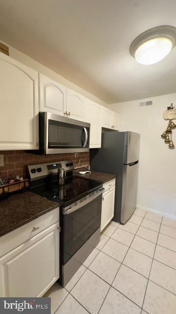 11 Twin Rivers Dr #m Property Photo 9