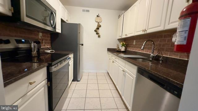 11 Twin Rivers Dr #m Property Photo 11