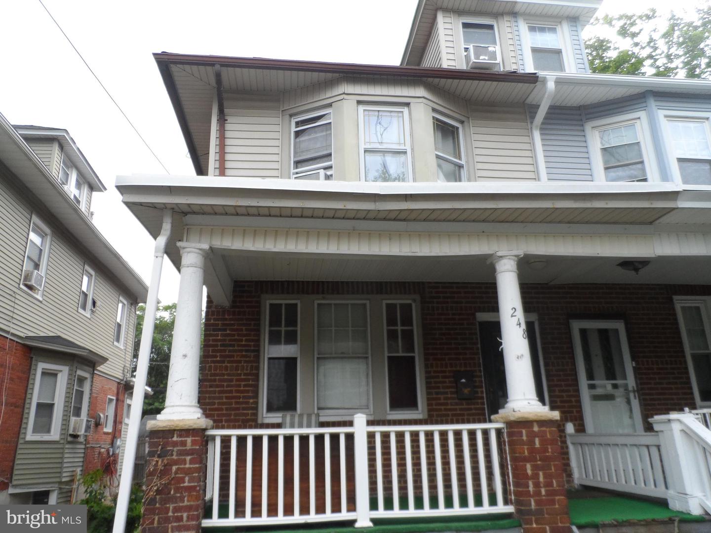 248 Ardmore Ave Property Photo 1