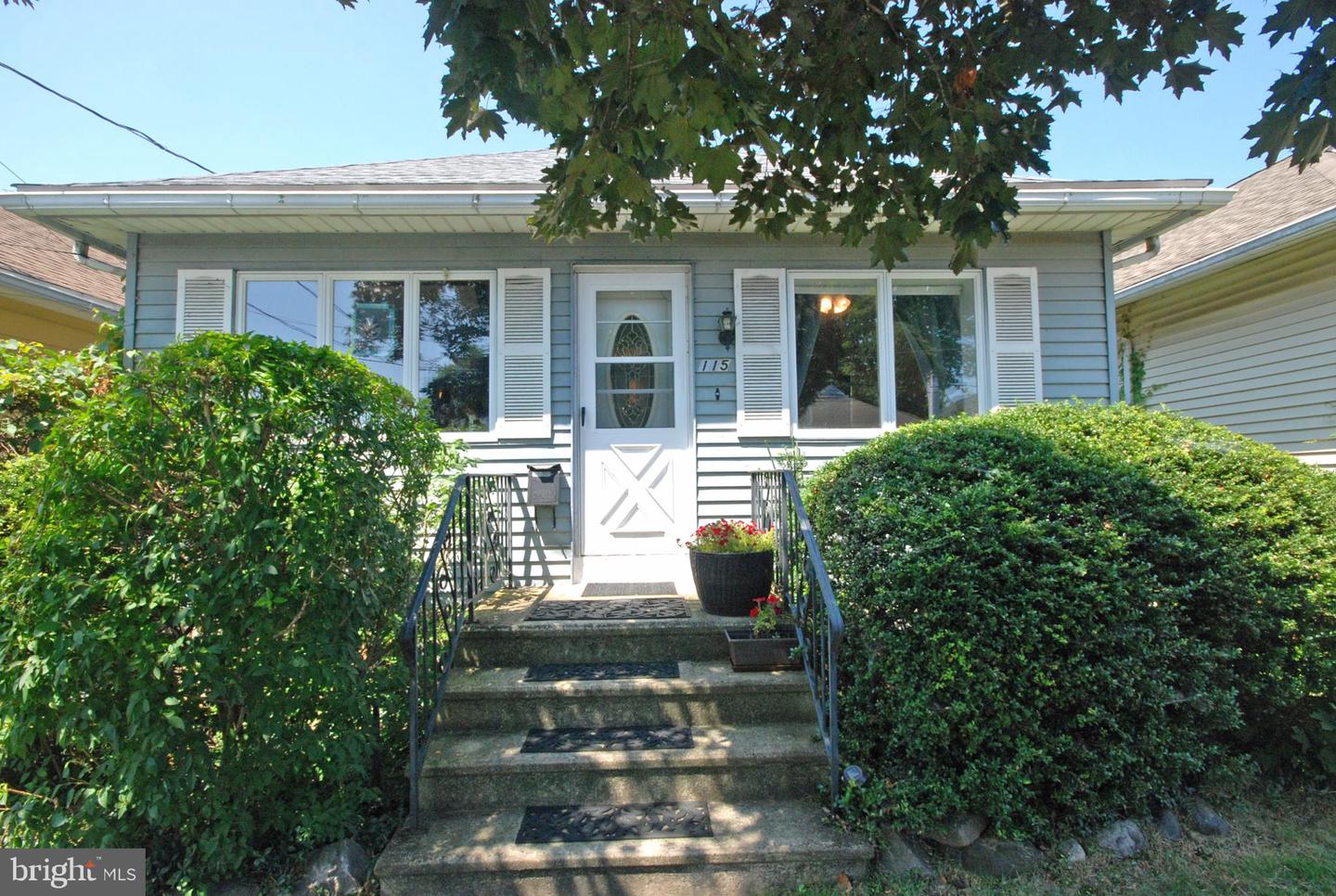 115 ANNABELLE AVE Property Photo 1