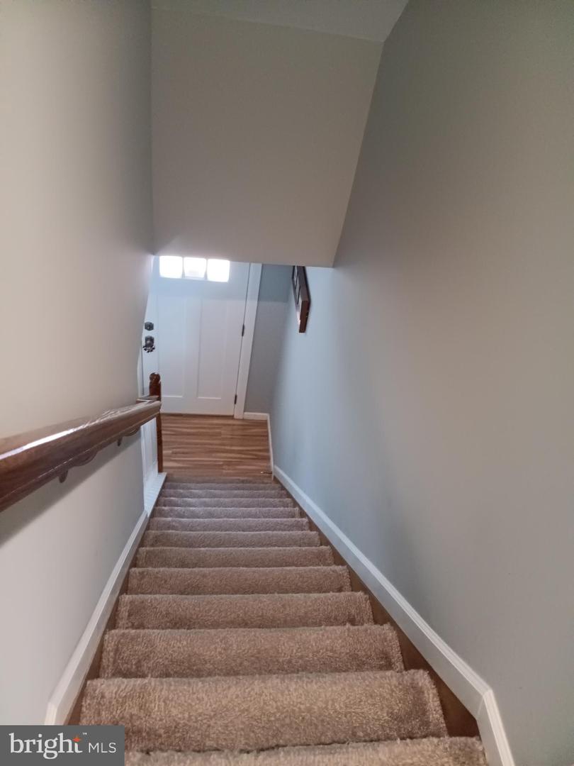 209 Eaton Ave Property Photo 14