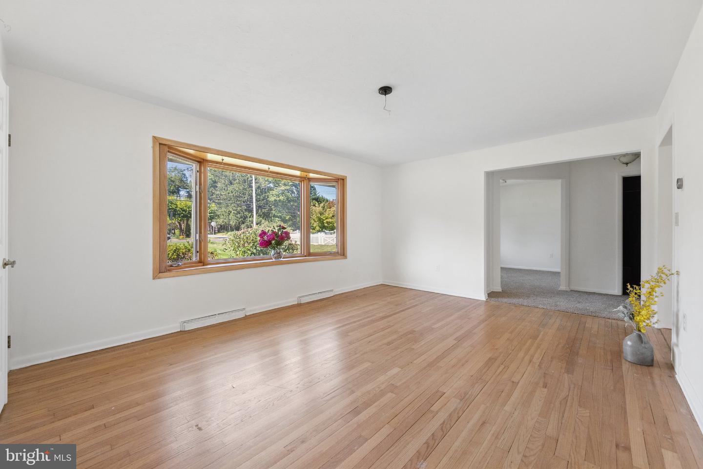 2176 Pennington Rd Property Photo 5