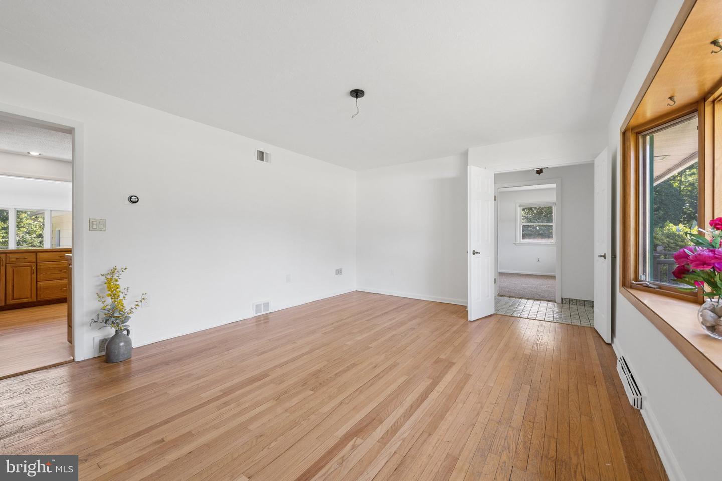 2176 Pennington Rd Property Photo 6