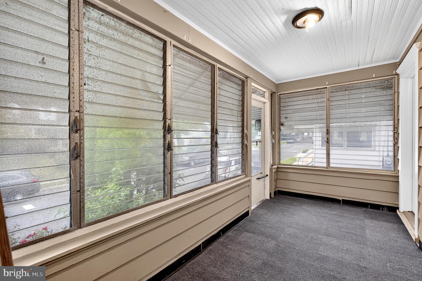 268 Clover Property Photo 4