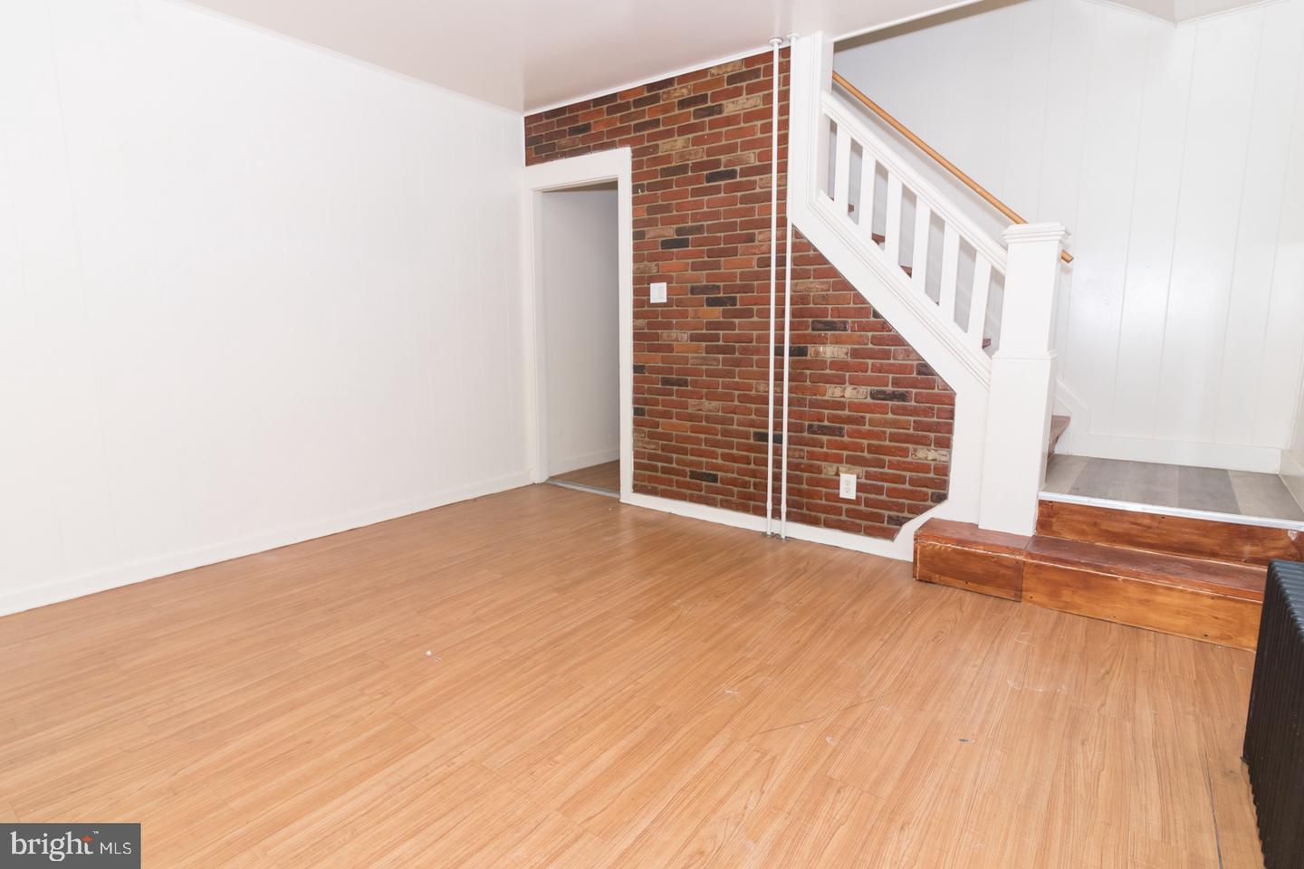 227 S Johnston Ave Property Photo 6