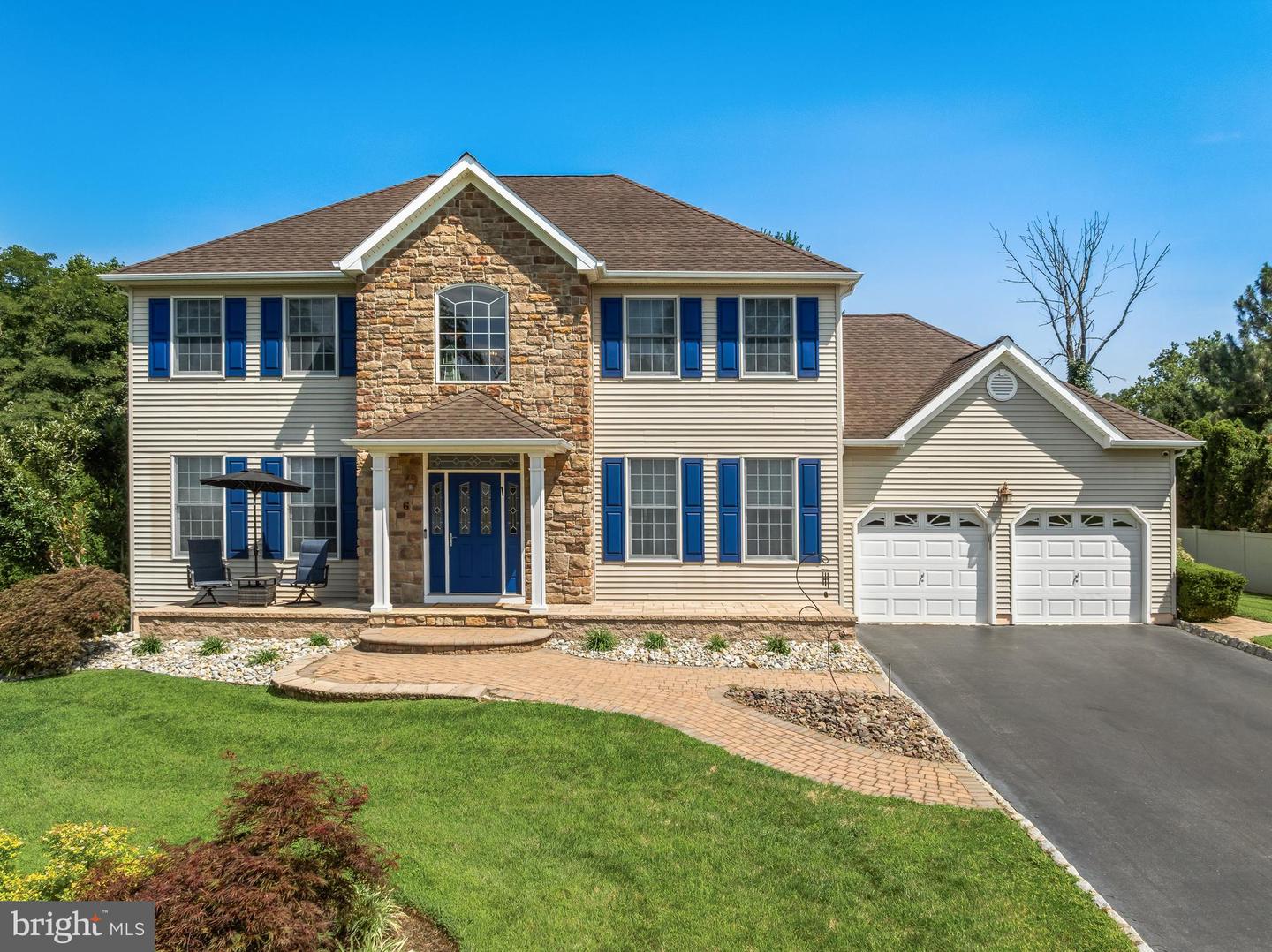 6 Cullen Way Property Photo 2