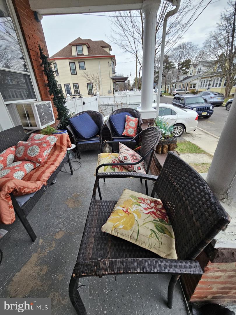 18 Partridge Ave Property Photo 8