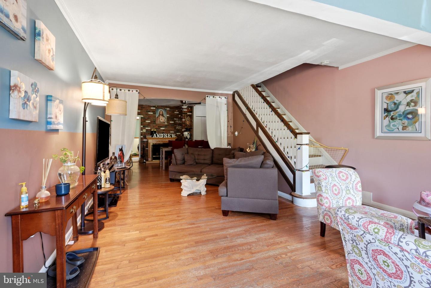 113 Ruskin Property Photo 3