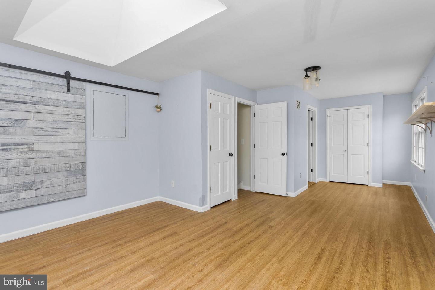 93 Elton Ave Property Photo 16