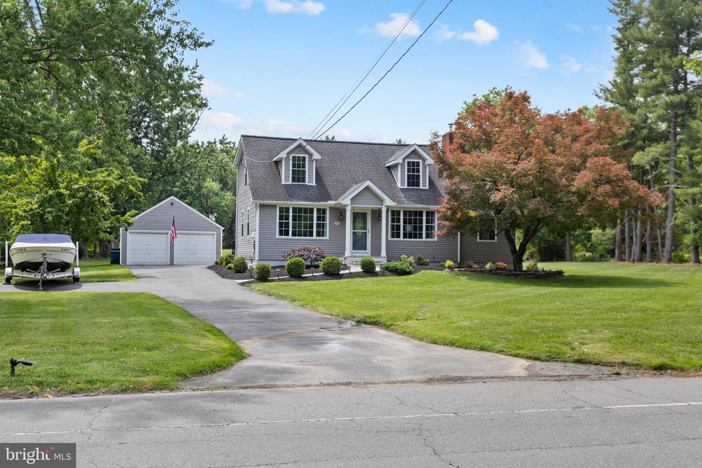 340 Washington Crossing Pennington Rd Property Photo 2