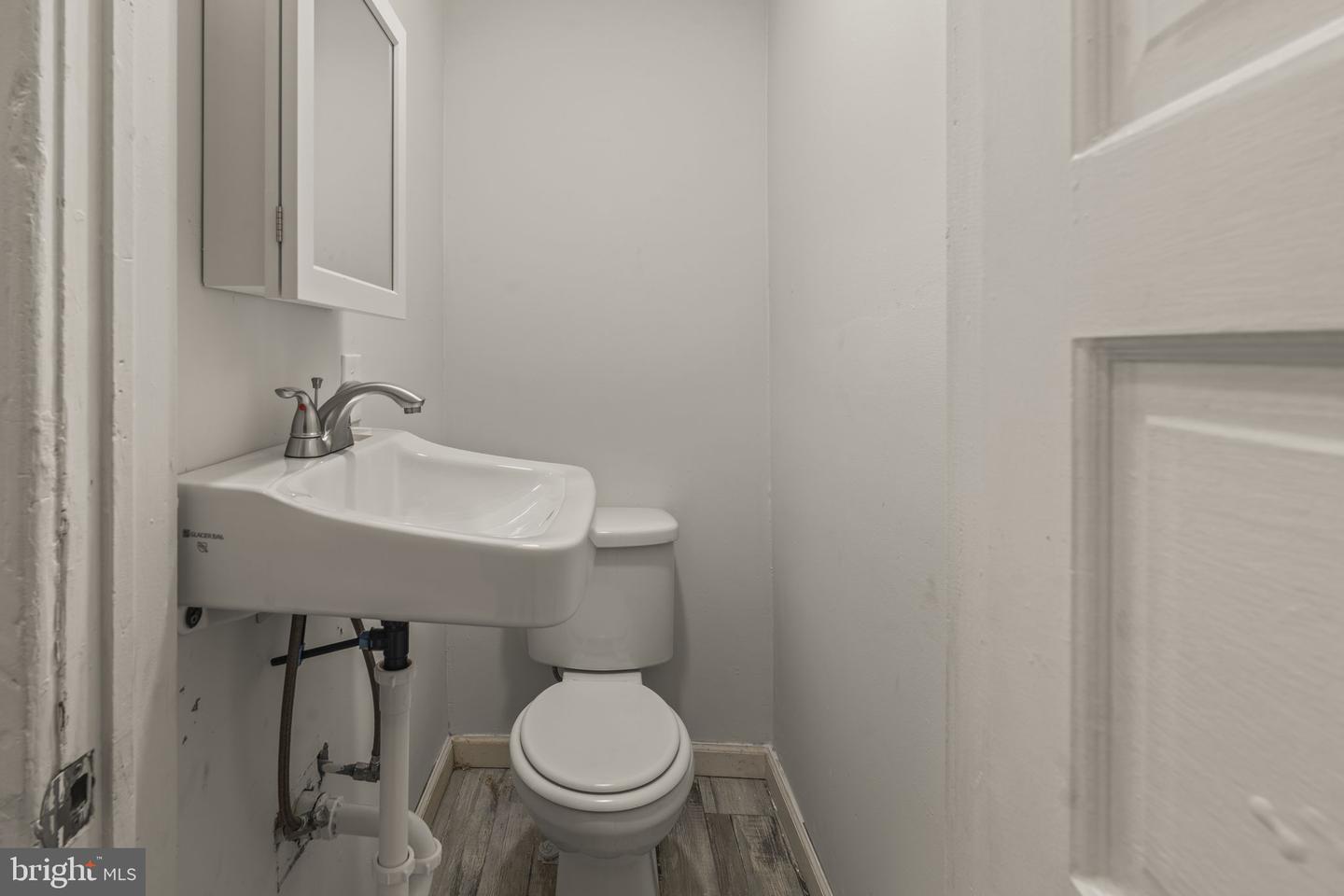 39 Maple Ave Property Photo 29