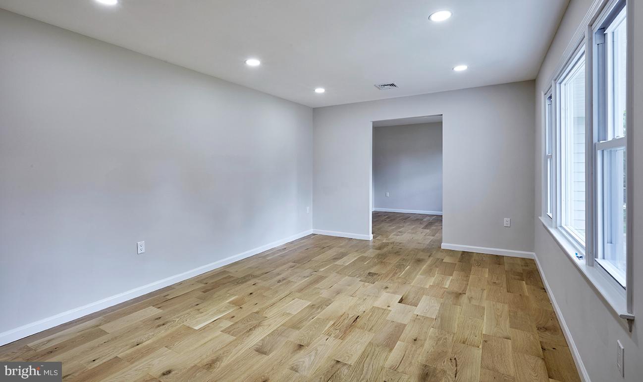 48 Terrill Ave Property Photo 7