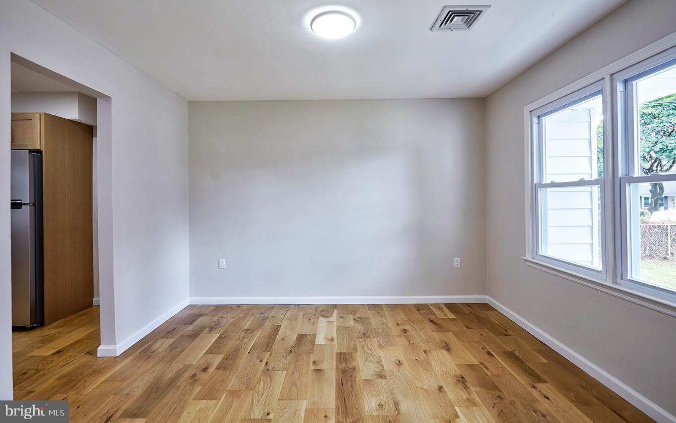 48 Terrill Ave Property Photo 9