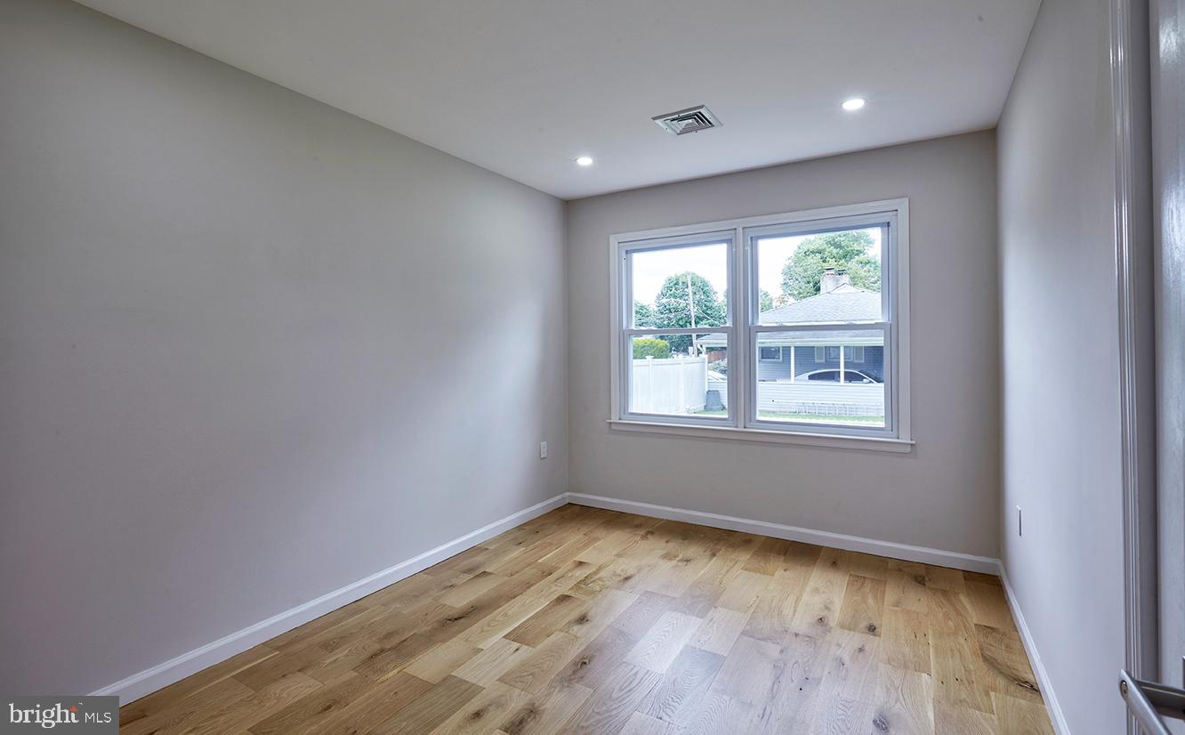 48 Terrill Ave Property Photo 26