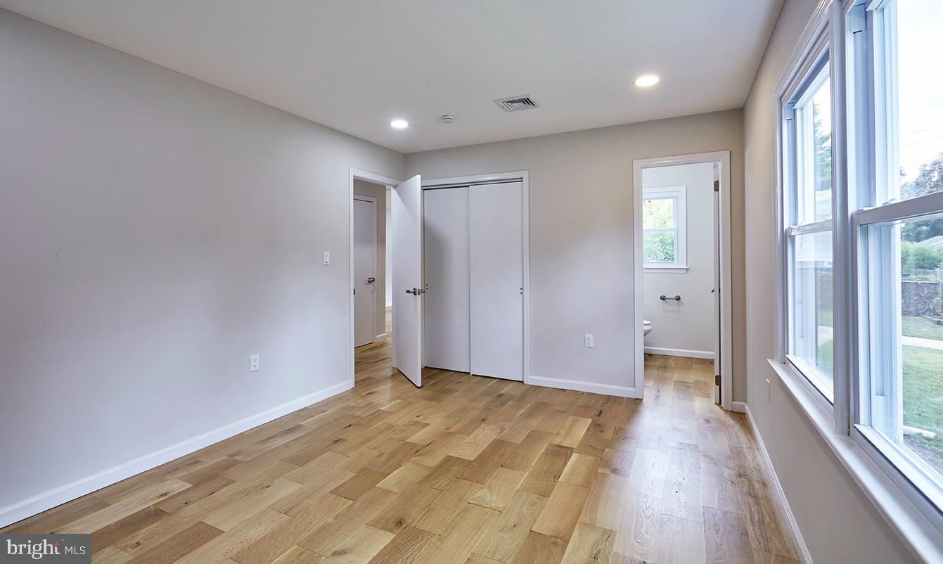 48 Terrill Ave Property Photo 30