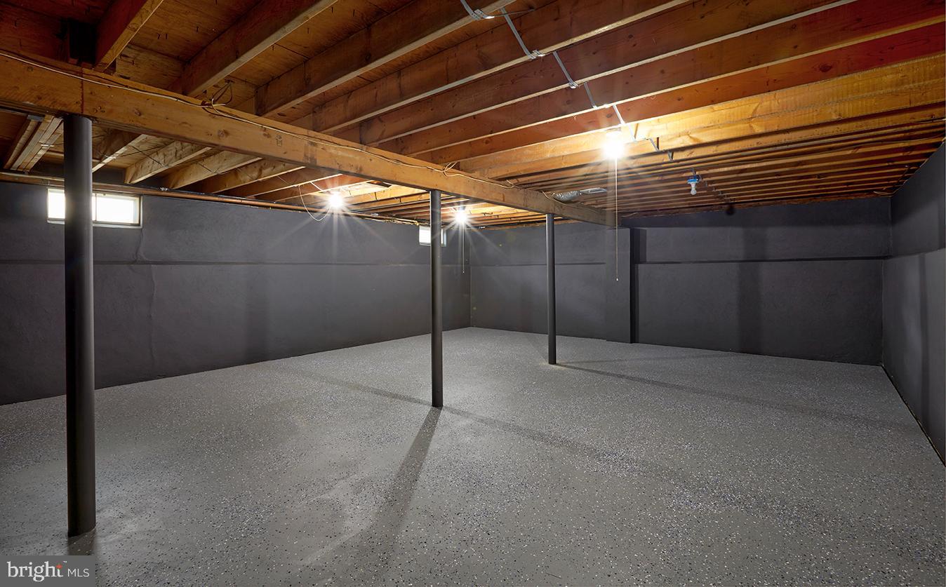 48 Terrill Ave Property Photo 36