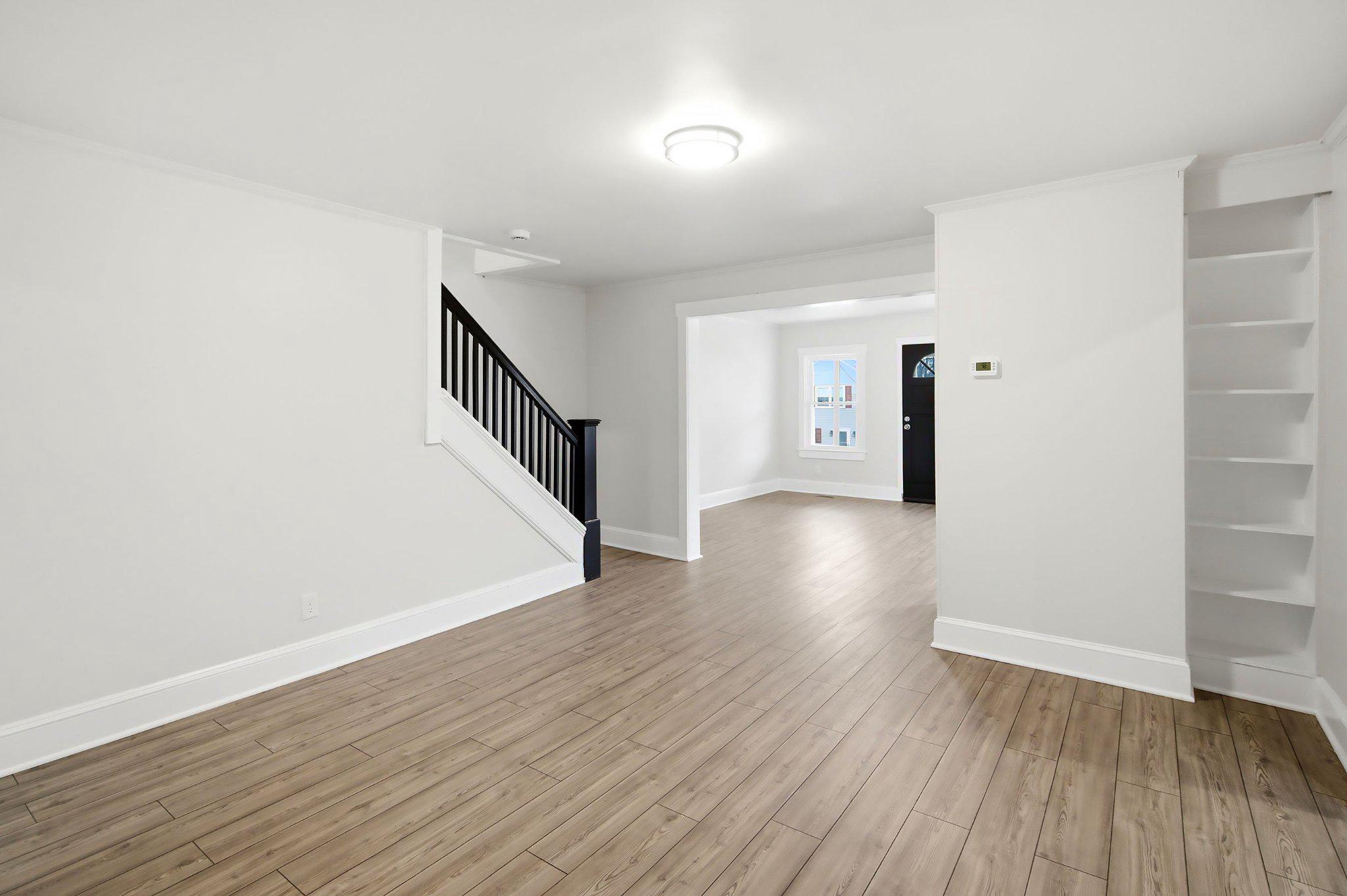 77 Morton Ave Property Photo 8