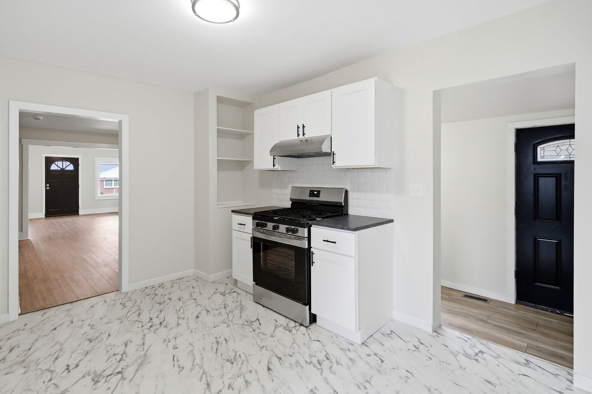 77 Morton Ave Property Photo 12