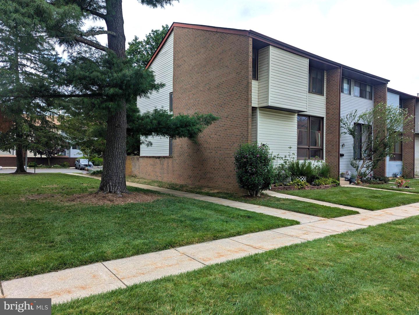 123 Howsington Pl Property Photo 2
