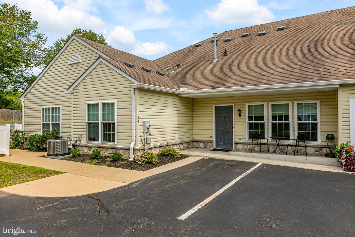 34 Traditions Way Property Photo 1
